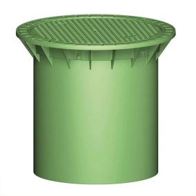 Graf Garantia esővízgyűjtő ellenőrzőakna, könnyű hozzáférés és karbantartás.