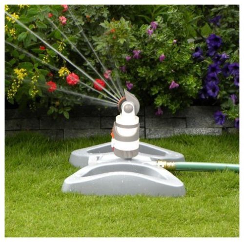 Bradas locsoló és öntöző, forgó, 4 funkciós, sokoldalú használat.